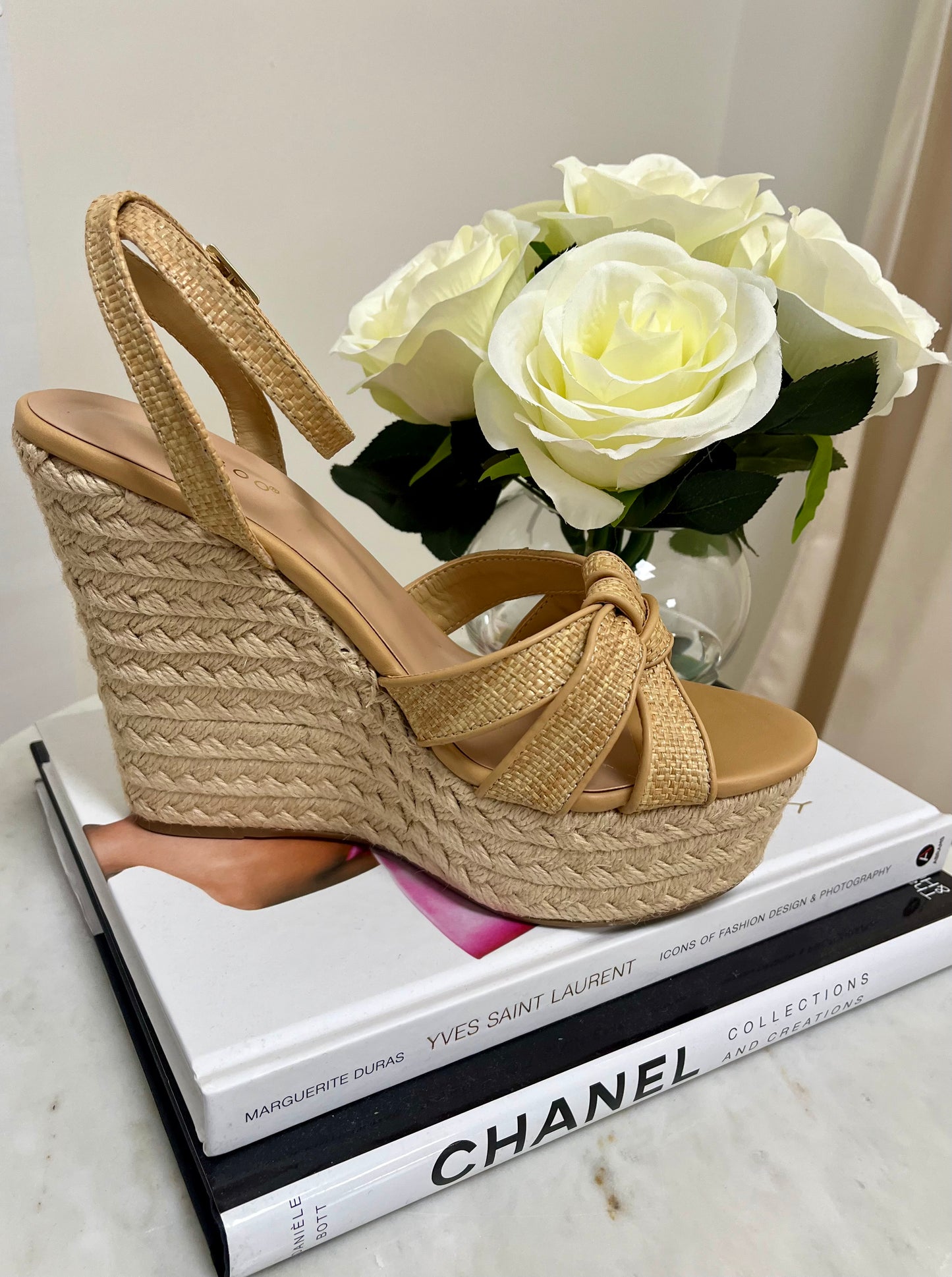 NATURAL WEDGES