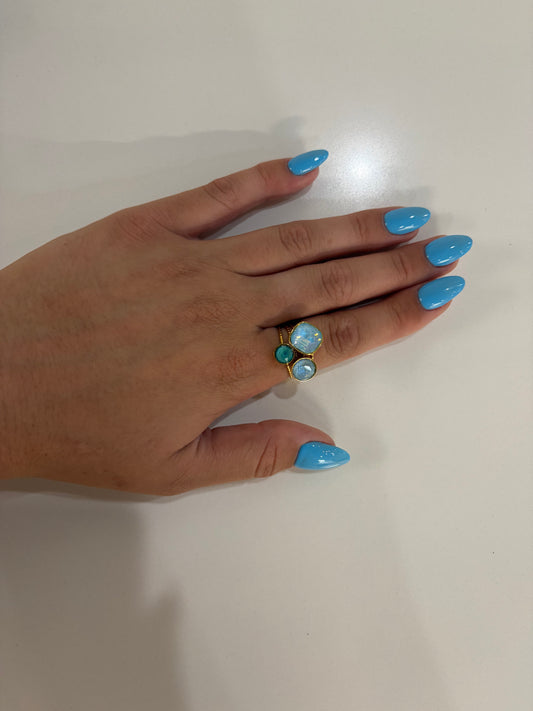 BLUE POP CRYSTAL RING