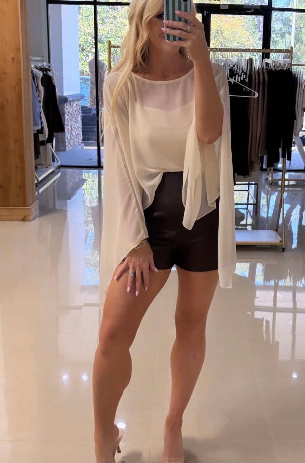 LIZZIE PONCHO