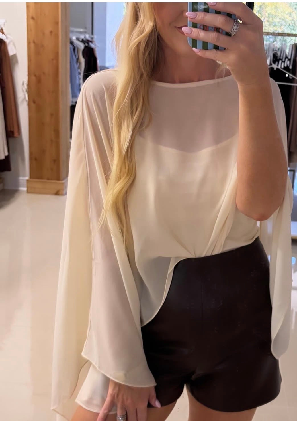 LIZZIE PONCHO