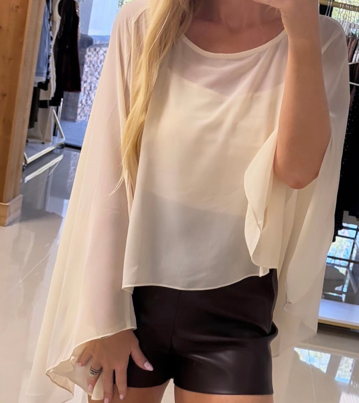 LIZZIE PONCHO